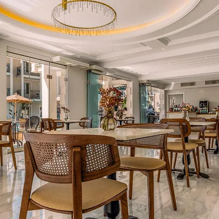 Hotel Royal 3*