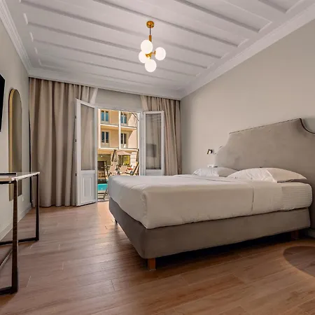 Royal Hotel 3*